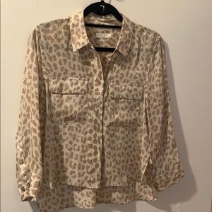 Equipment cropped leopard beige blouse